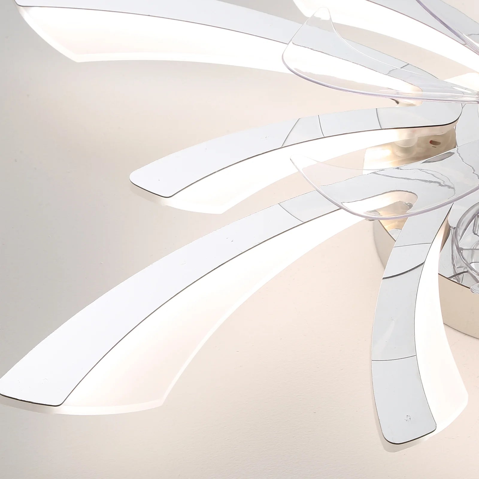 Garwarm Dimmable Ceiling Fan with Light and Remote Control, 27" Small Flush Mounted Ceiling Fan